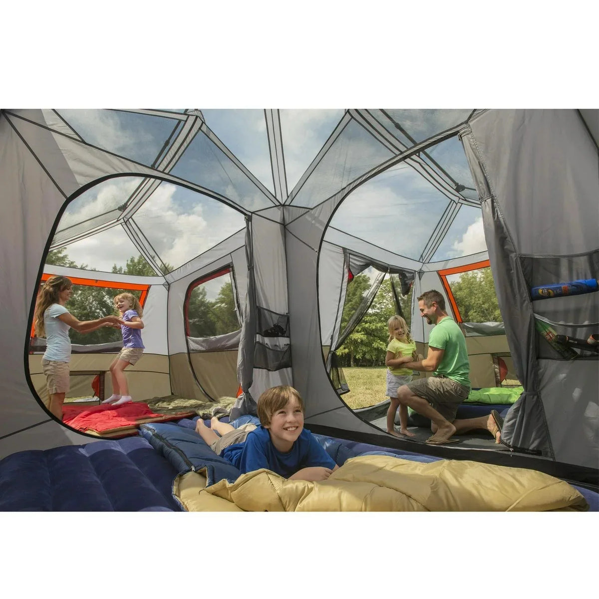 Ozark Trail 12-Person 3-Room Quick-Pitch Cabin Tent, 4.88 m x 4.88 m - WMT-161682B