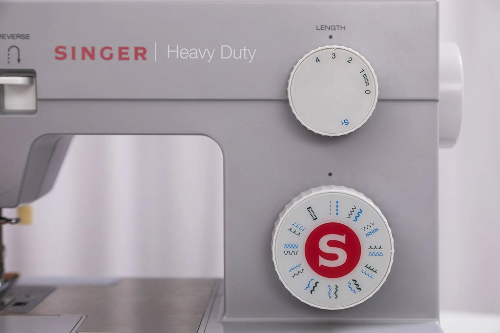 SINGER Heavy Duty Sewing Machine, White - 4423