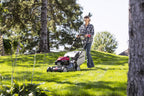 HONDA 21 in Self-Propelled Walk-Behind Lawn Mower - HRX217VYA