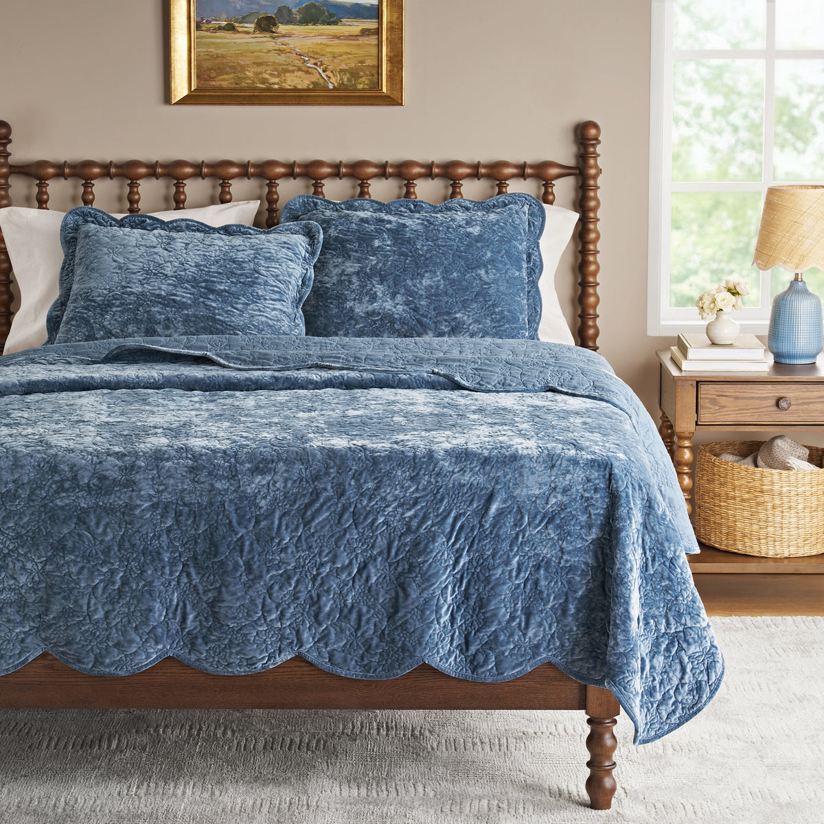 The Pioneer Woman Eloise Floral Velvet Quilt, Full/Queen, Blue Dust