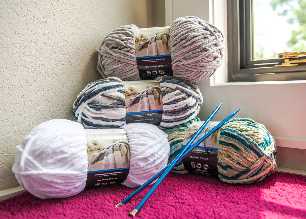 Mainstays Cozy Chenille Yarn, 220 yd, 100% Polyester, Bulky